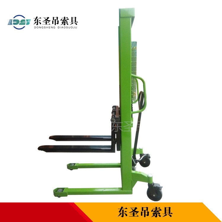 前移式手動(dòng)液壓堆高車可作為組合工具使用,你可知？--河北東圣吊索具制造有限公司--液壓堆高車|手動(dòng)叉車|小型攪拌機(jī)|石材夾具